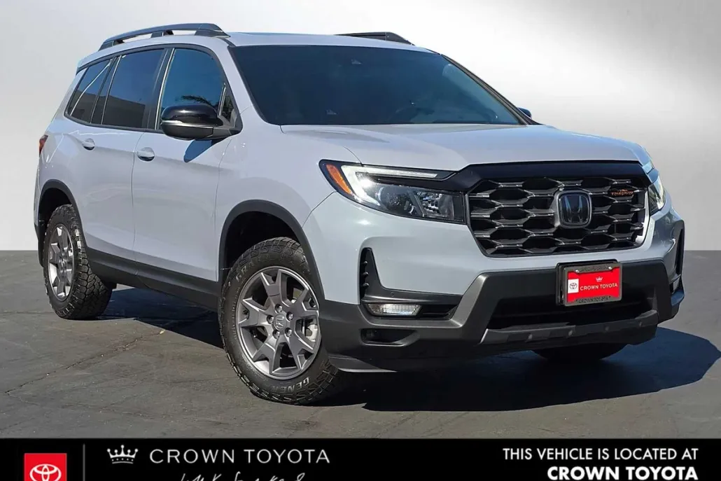 2024 Honda Passport TrailSport photo 1
