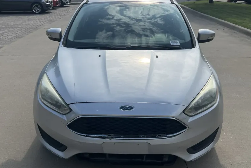2015 Ford Focus SE photo 1