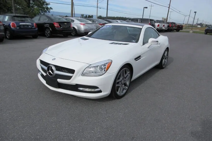 2016 Mercedes Benz SLK 300 photo 1