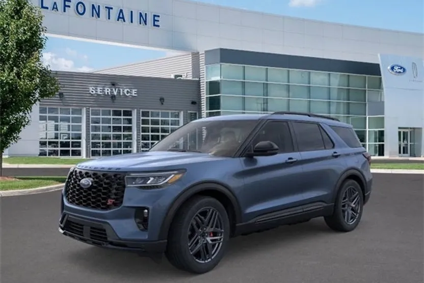 2025 Ford Explorer ST photo 1
