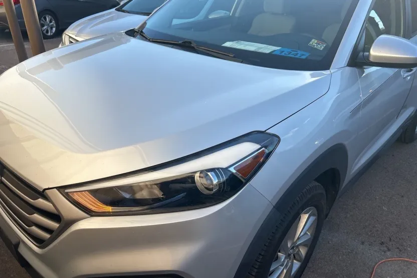 2018 Hyundai Tucson SE photo 1