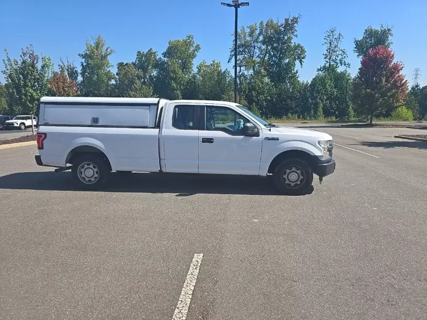 2017 Ford F-150 XL photo 1