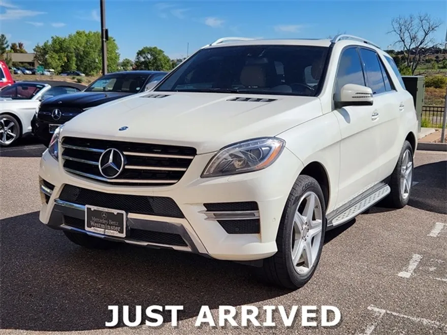 2013 Mercedes Benz ML 4MATIC photo 1