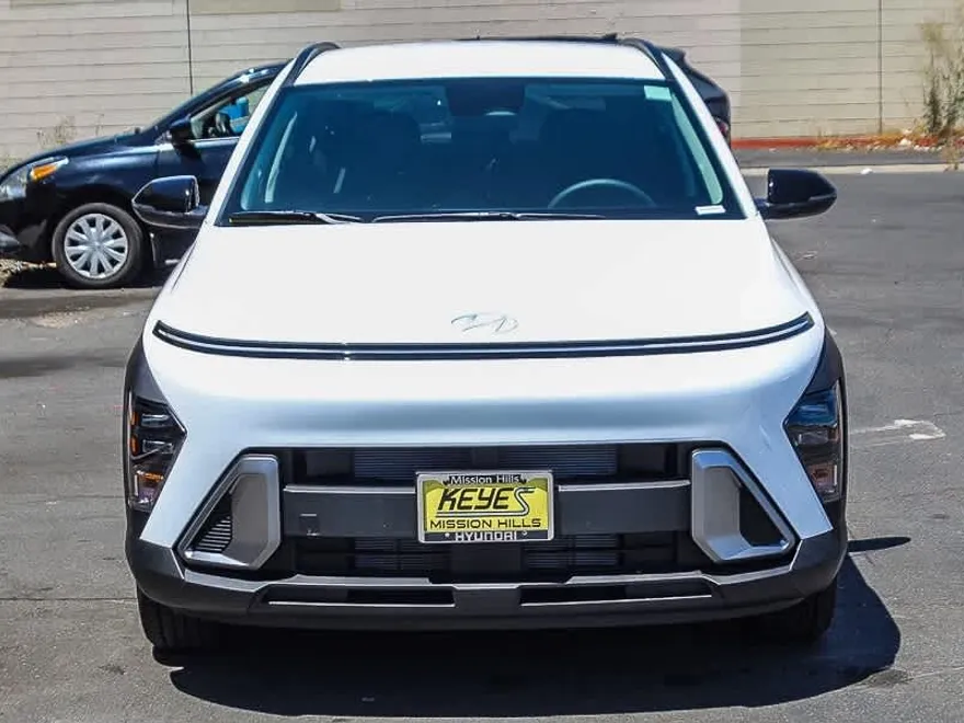 2026 Hyundai Kona SEL photo 1