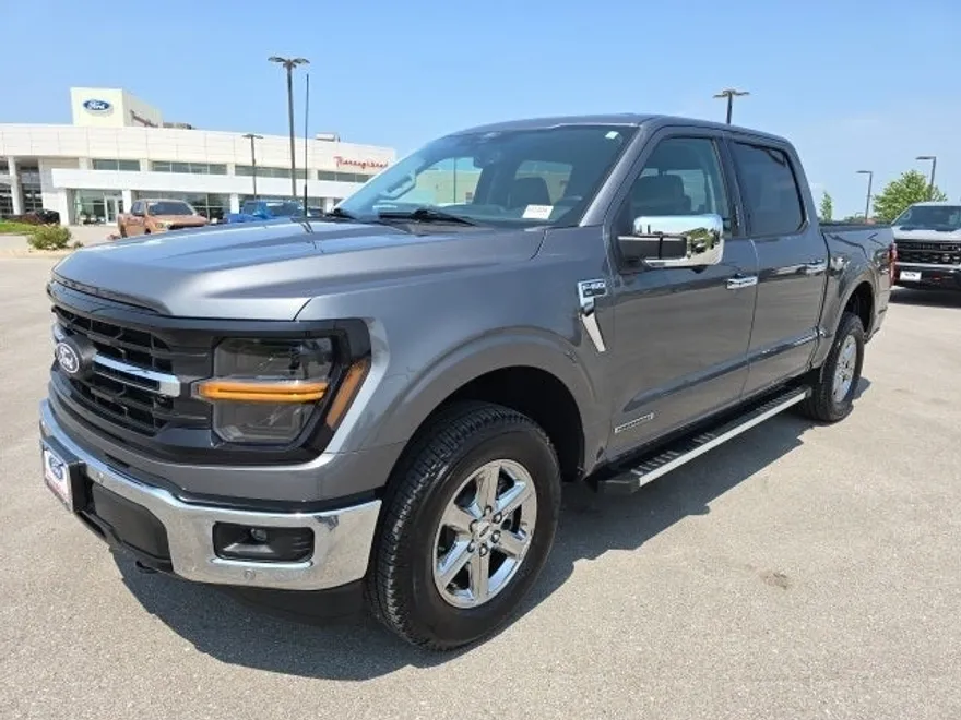2024 Ford F-150 XLT photo 1