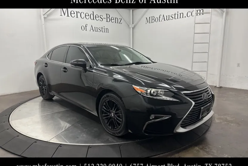 2016 Lexus ES 350 photo 1