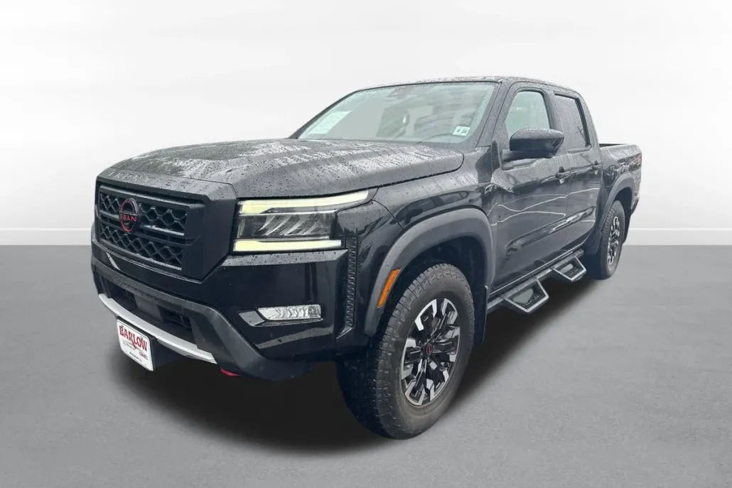 2023 Nissan Frontier PRO-4X photo 1