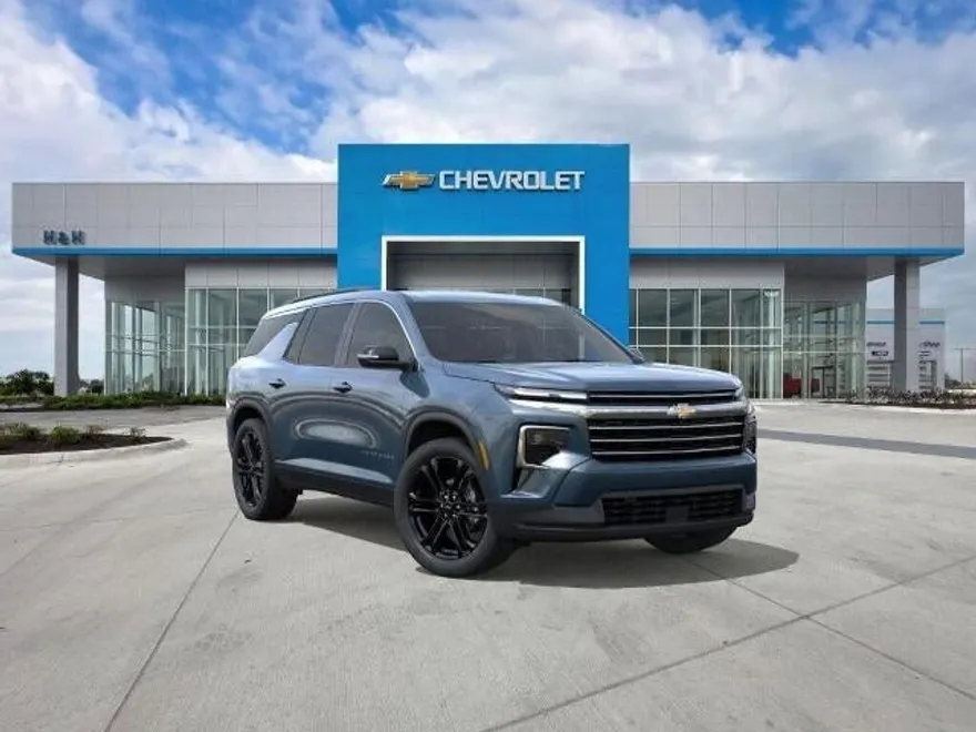2026 Chevrolet Traverse photo 1
