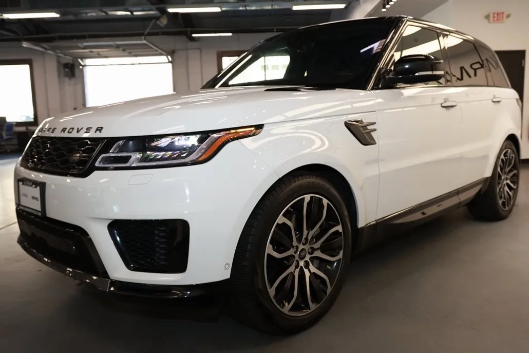 2021 Land Rover Range Rover Sport HSE Silver Edition photo 1