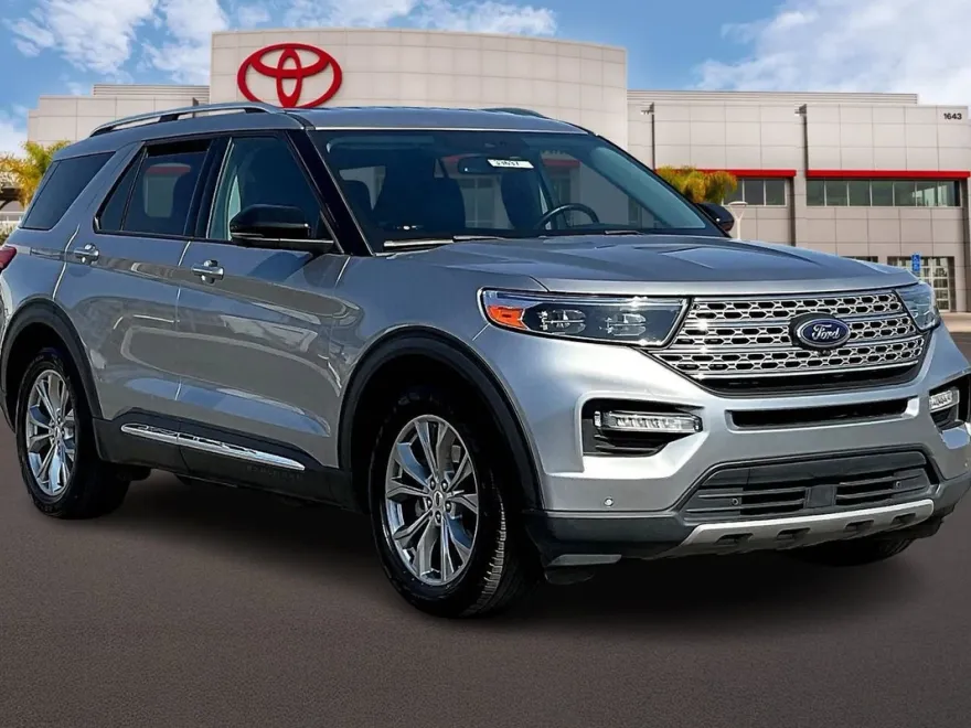 2021 Ford Explorer Limited photo 1
