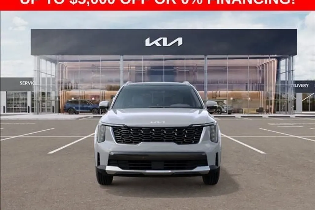 2025 Kia Sorento S photo 1