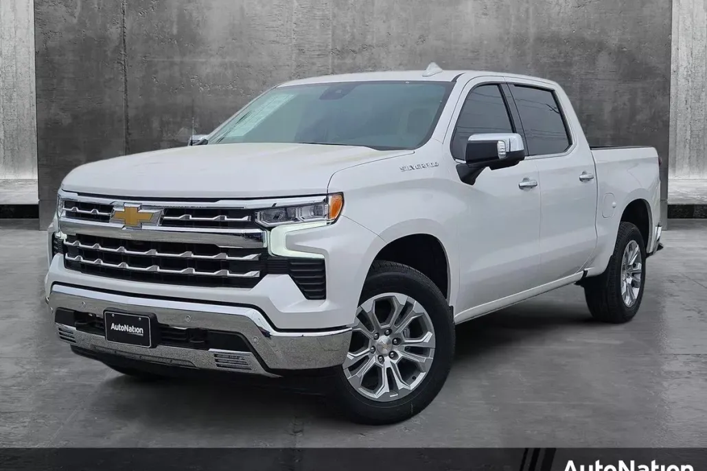 2025 Chevrolet Silverado 1500 LTZ photo 1