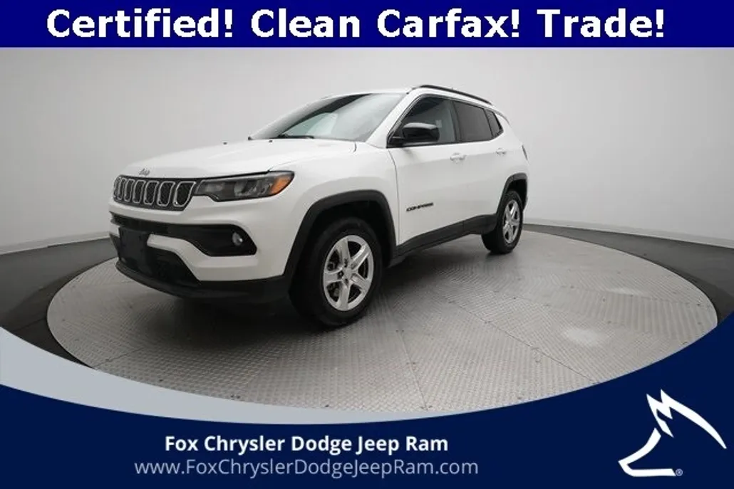 2024 Jeep Compass Latitude photo 1