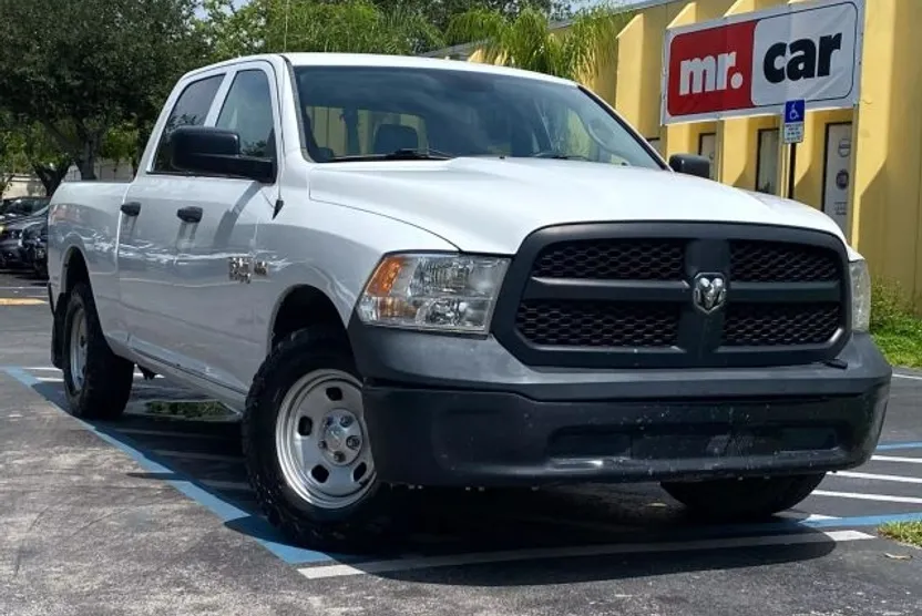 2017 Ram 1500 Tradesman photo 1