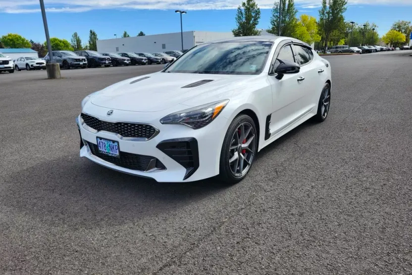 2020 Kia Stinger GT1 photo 1