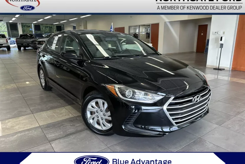 2017 Hyundai Elantra SE photo 1