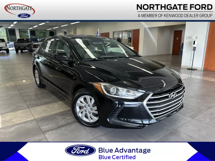 2017 Hyundai Elantra SE photo 1