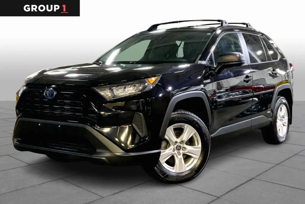 2021 Toyota RAV4 Hybrid LE photo 1