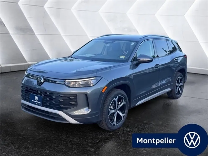 2025 Volkswagen Tiguan SE photo 1