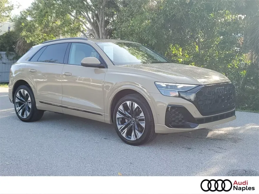 2025 Audi Q8 55 Premium Plus photo 1