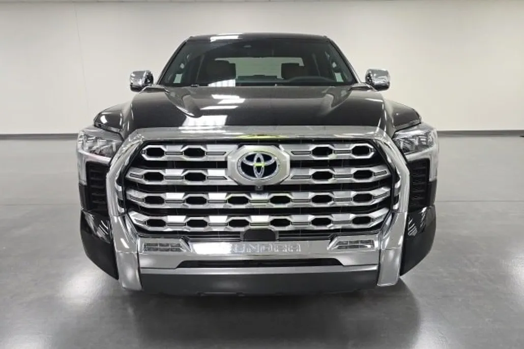 2023 Toyota Tundra 1794 Edition CrewMax photo 1