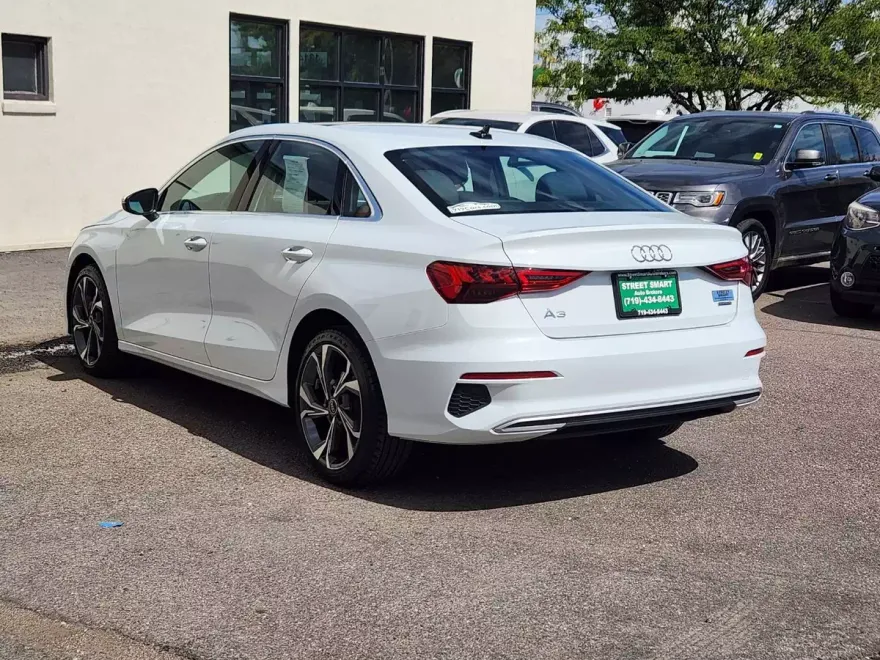 2022 Audi A3 Quattro Premium 40 TFSI photo 1