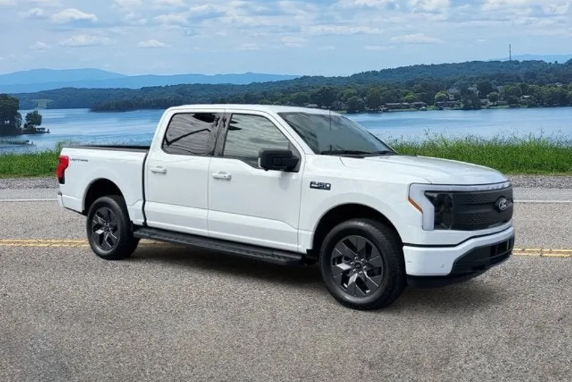 2024 Ford F-150 XLT photo 1
