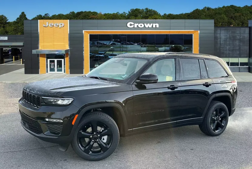 2025 Jeep Grand Cherokee Limited photo 1