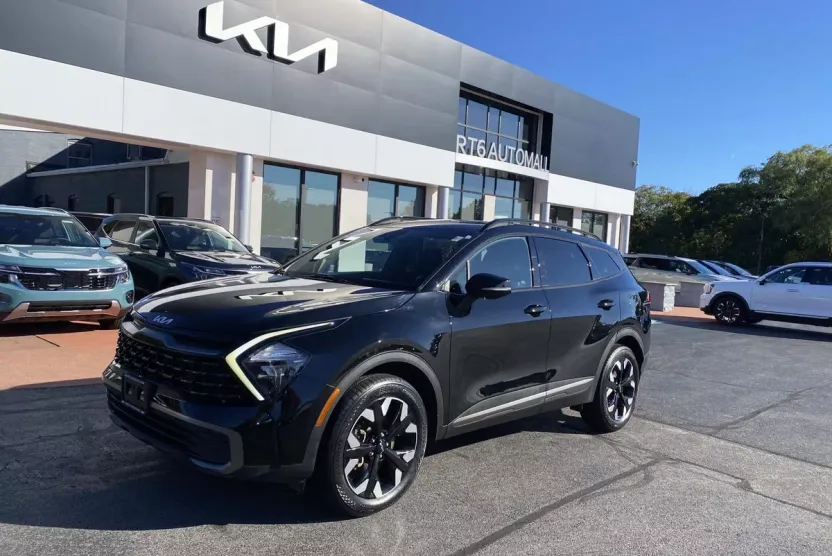 2023 Kia Sportage X-Line photo 1