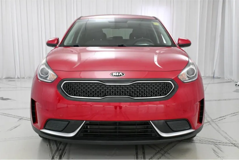 2018 Kia Niro FE photo 1