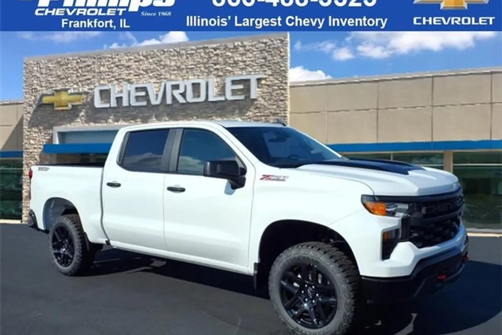 2026 Chevrolet Silverado 1500 Custom Trail Boss photo 1
