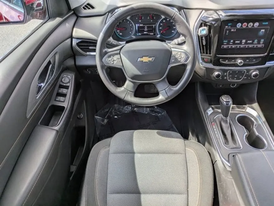 2019 Chevrolet Traverse Cloth 1LT photo 1