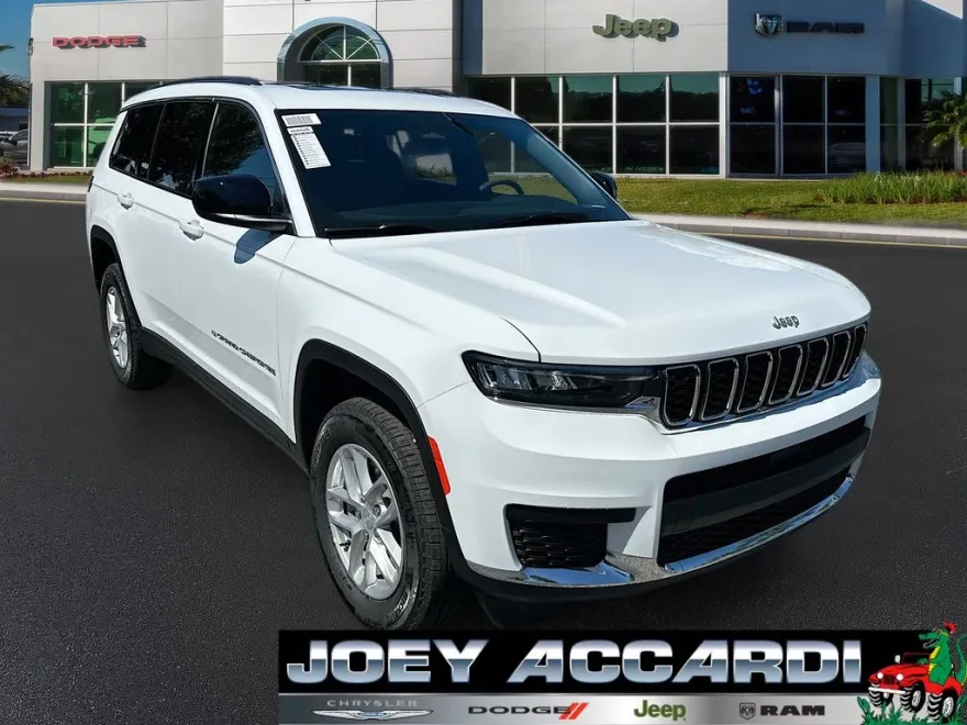 2025 Jeep Grand Cherokee Laredo X photo 1