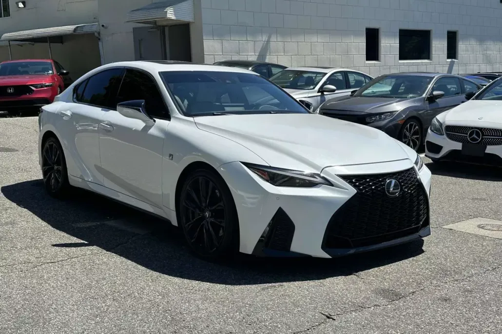 2021 Lexus IS 350 F SPORT photo 1