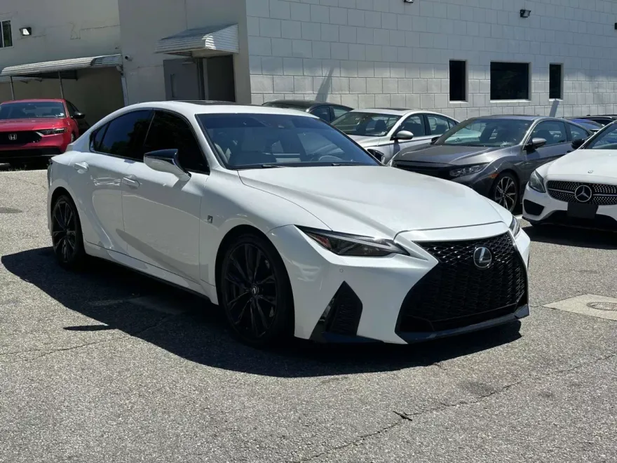 2021 Lexus IS 350 F SPORT photo 1