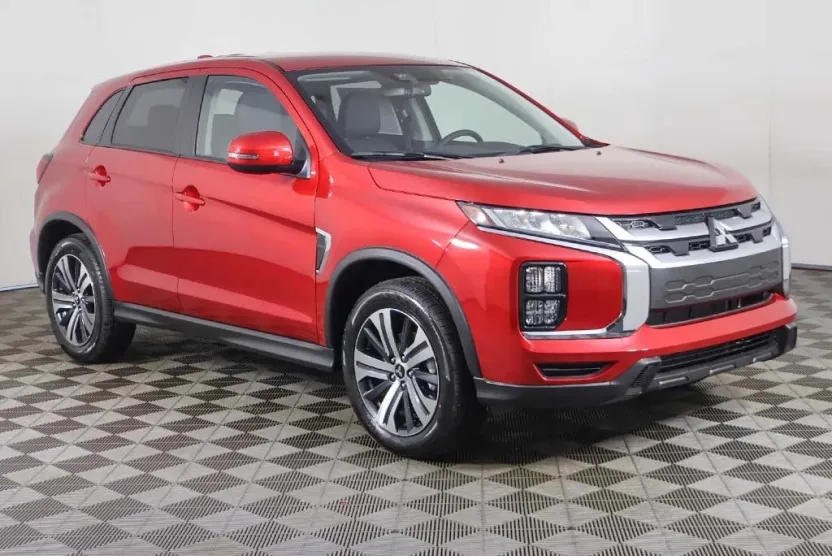 2025 Mitsubishi Outlander Sport SE photo 1