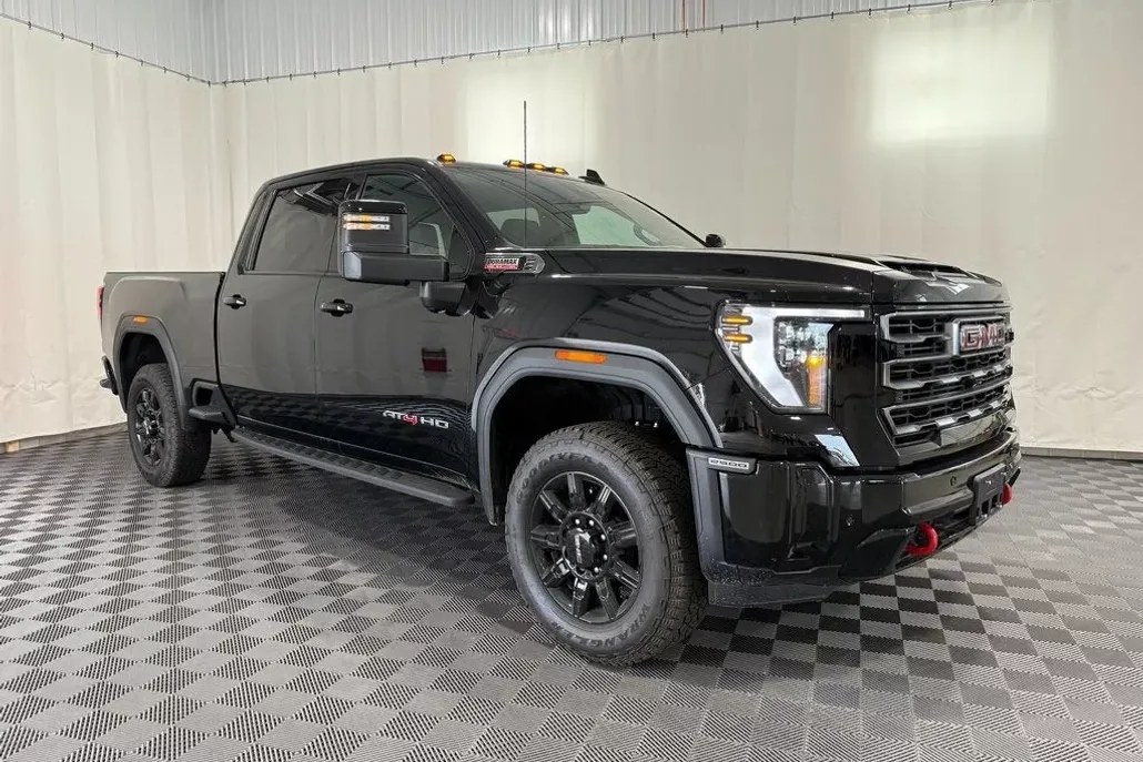 2025 Gmc Sierra HD AT4 photo 1