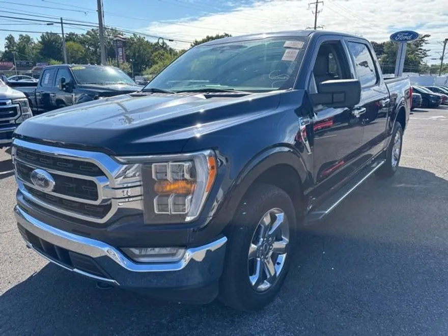 2022 Ford F-150 XLT photo 1
