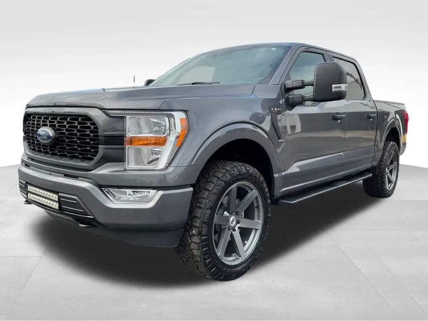 2022 Ford F-150 XL photo 1