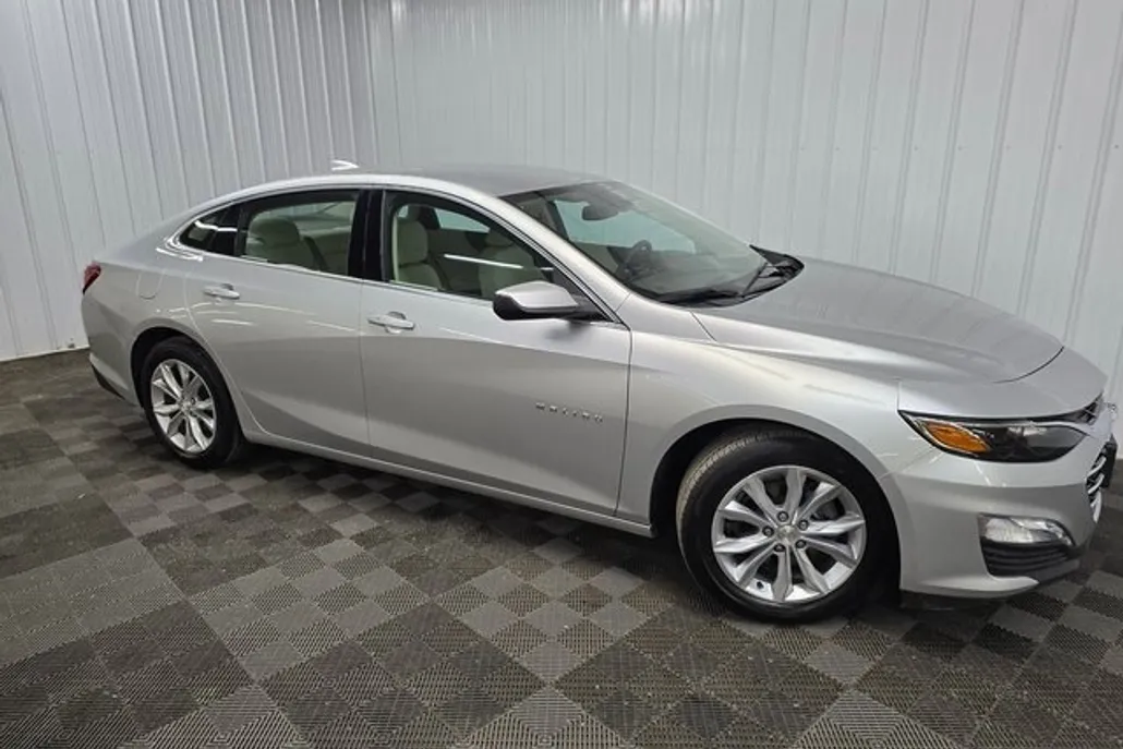 2020 Chevrolet Malibu 1LT photo 1