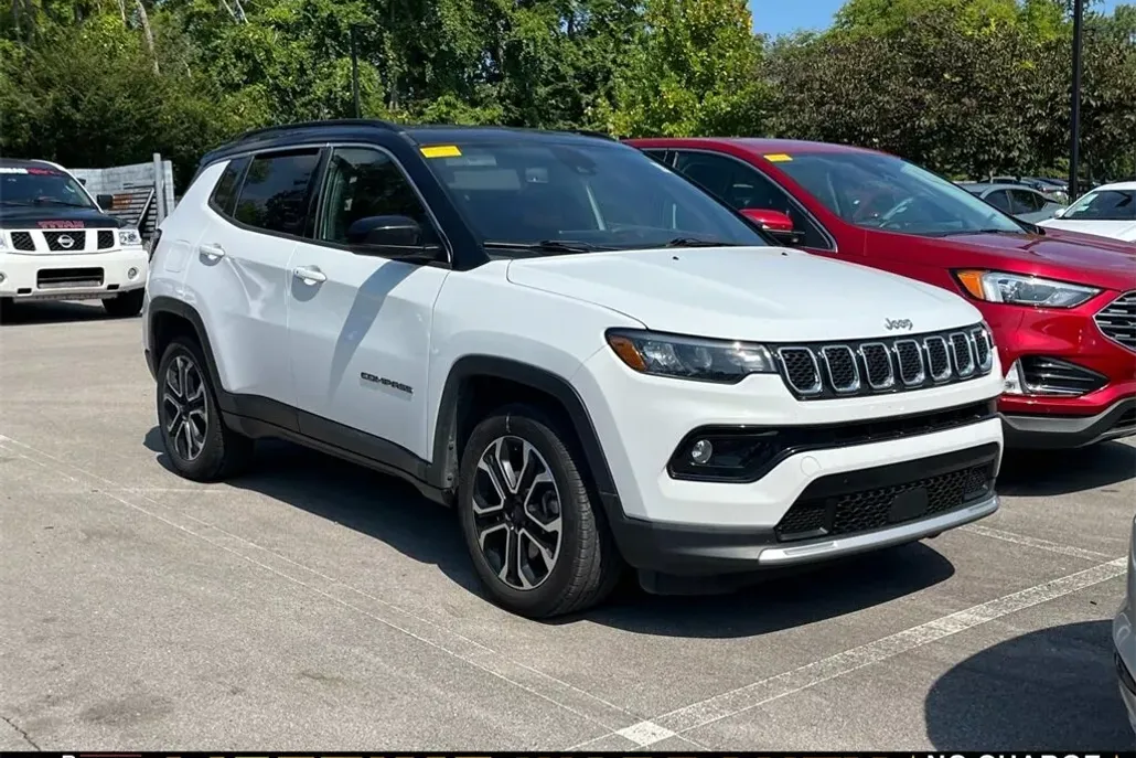2023 Jeep Compass Limited photo 1
