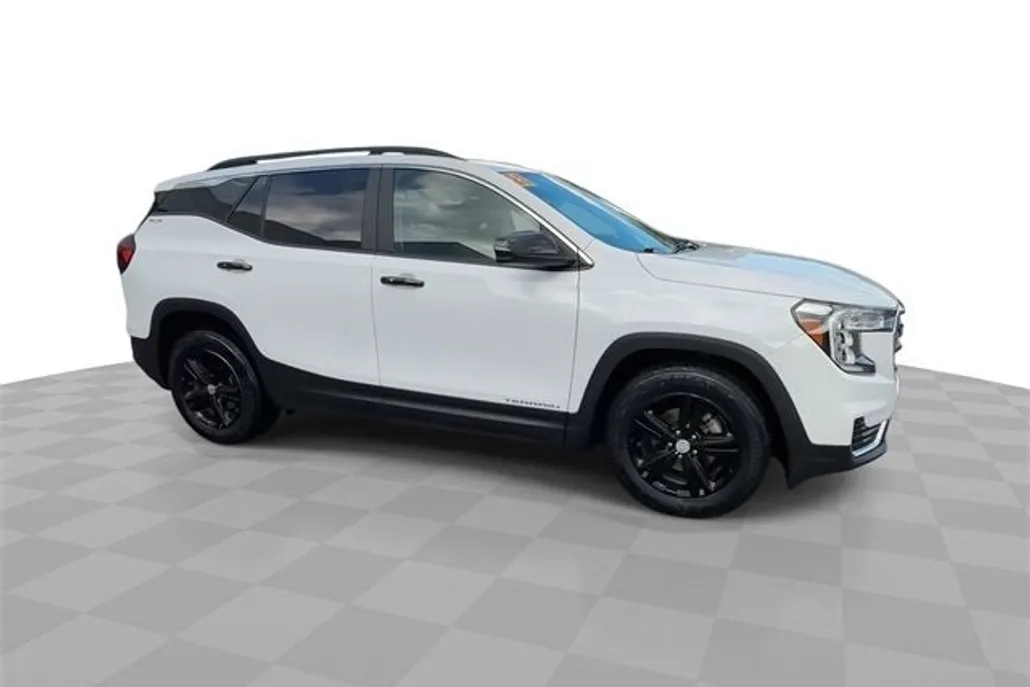 2022 Gmc Terrain SLE photo 1