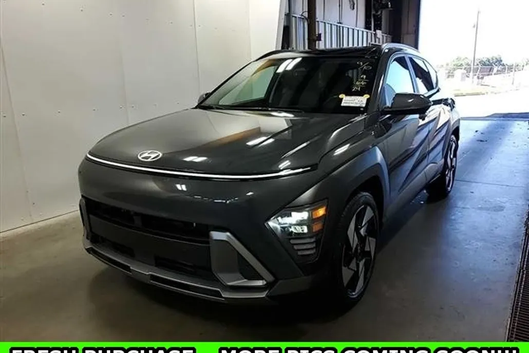 2024 Hyundai Kona Limited photo 1