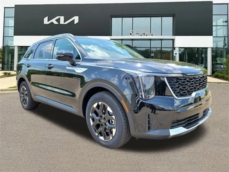 2025 Kia Sorento S photo 1
