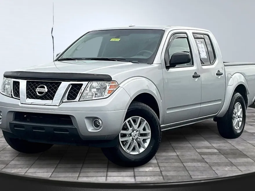 2017 Nissan Frontier SV photo 11