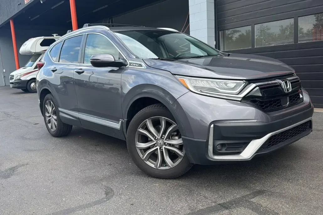 2021 Honda CR-V Touring photo 1