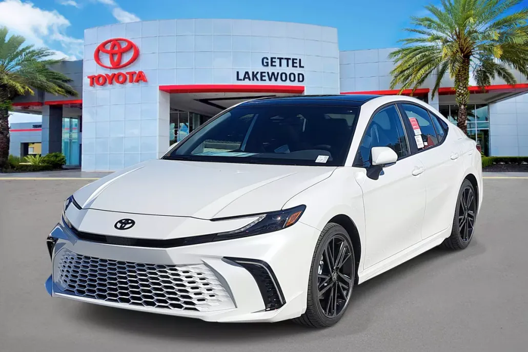 2025 Toyota Camry XSE photo 1