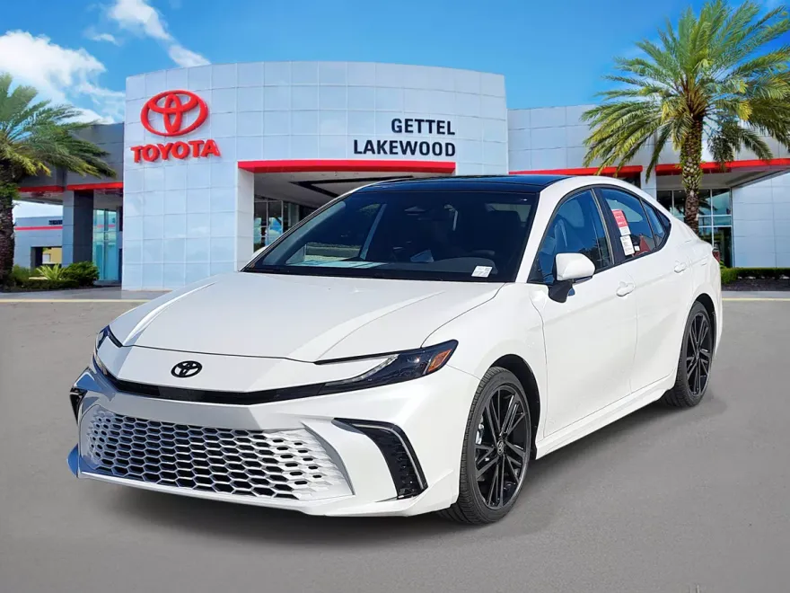 2025 Toyota Camry XSE photo 1