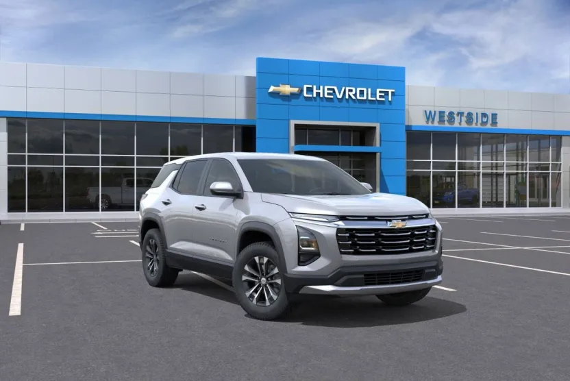 2026 Chevrolet Equinox LT photo 1
