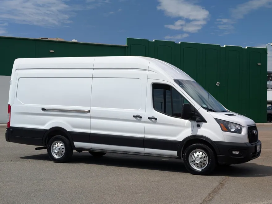 2024 Ford Transit photo 1